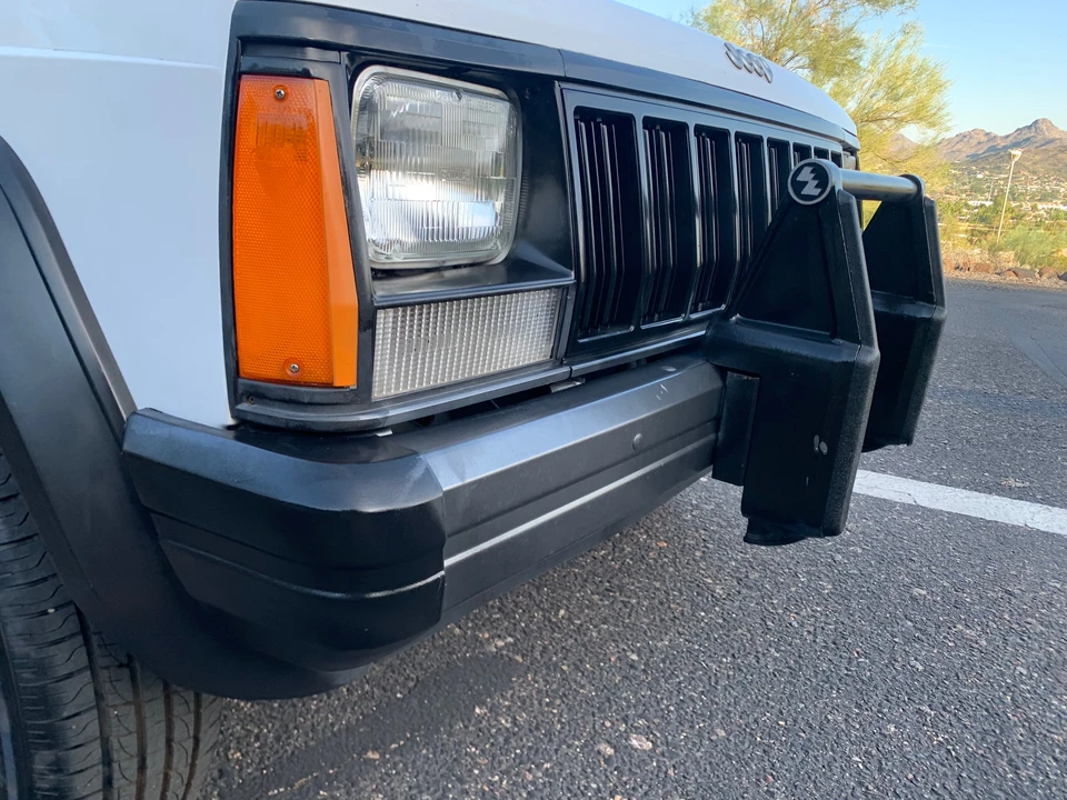 1994 Jeep XJ Cherokee - Image 19 of 31
