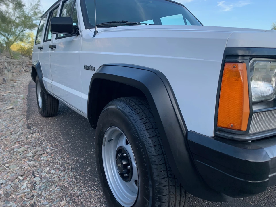 1994 Jeep XJ Cherokee - Image 18 of 31