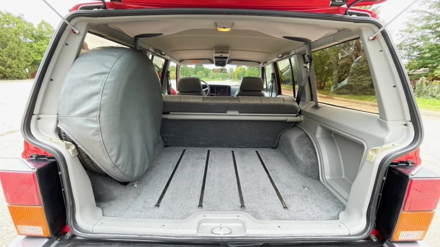1994 Jeep XJ Cherokee - Image 11 of 29
