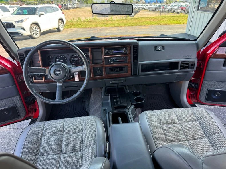 1994 Jeep XJ Cherokee - Image 11 of 30