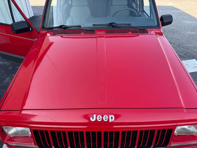 1994 Jeep XJ Cherokee - Image 8 of 30