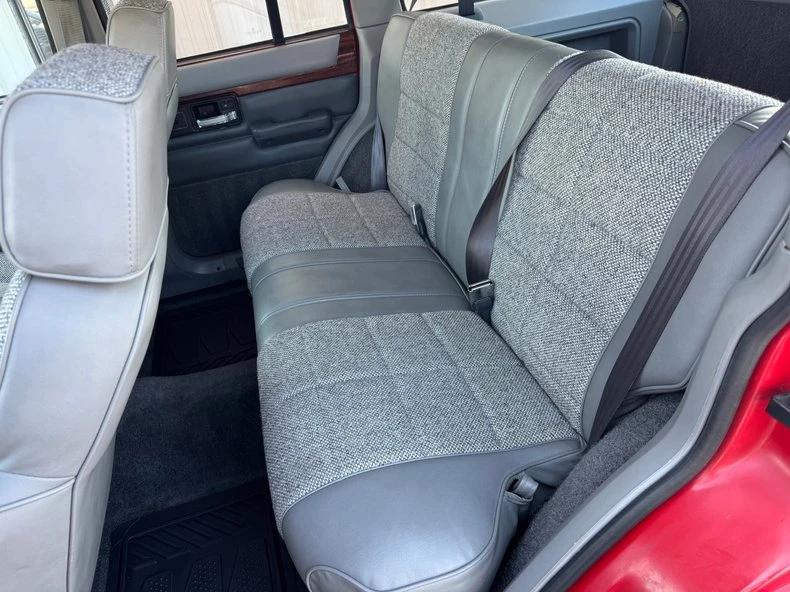 1994 Jeep XJ Cherokee - Image 18 of 30