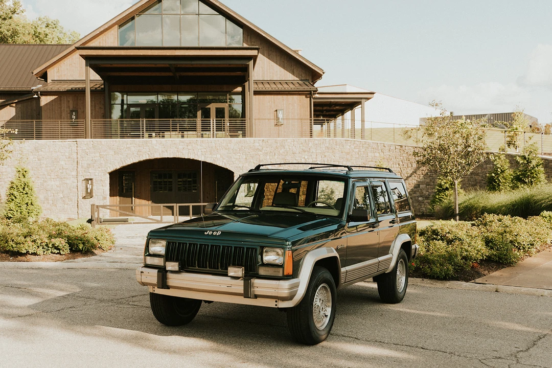 1994 Jeep XJ Cherokee - Image 9 of 31
