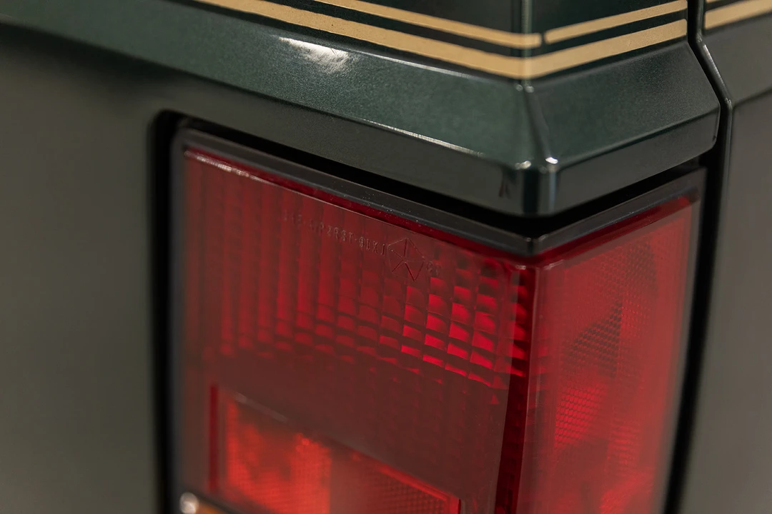 1994 Jeep XJ Cherokee - Image 30 of 31