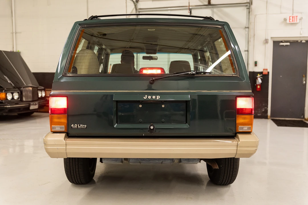 1994 Jeep XJ Cherokee - Image 6 of 31