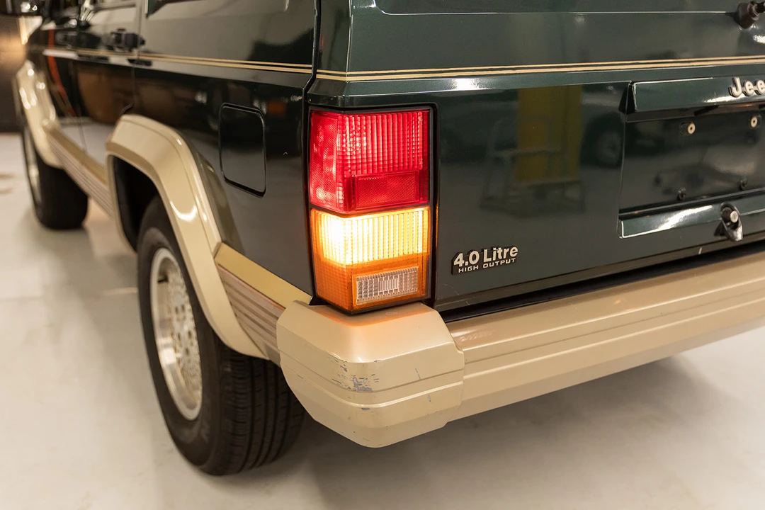 1994 Jeep XJ Cherokee - Image 28 of 31