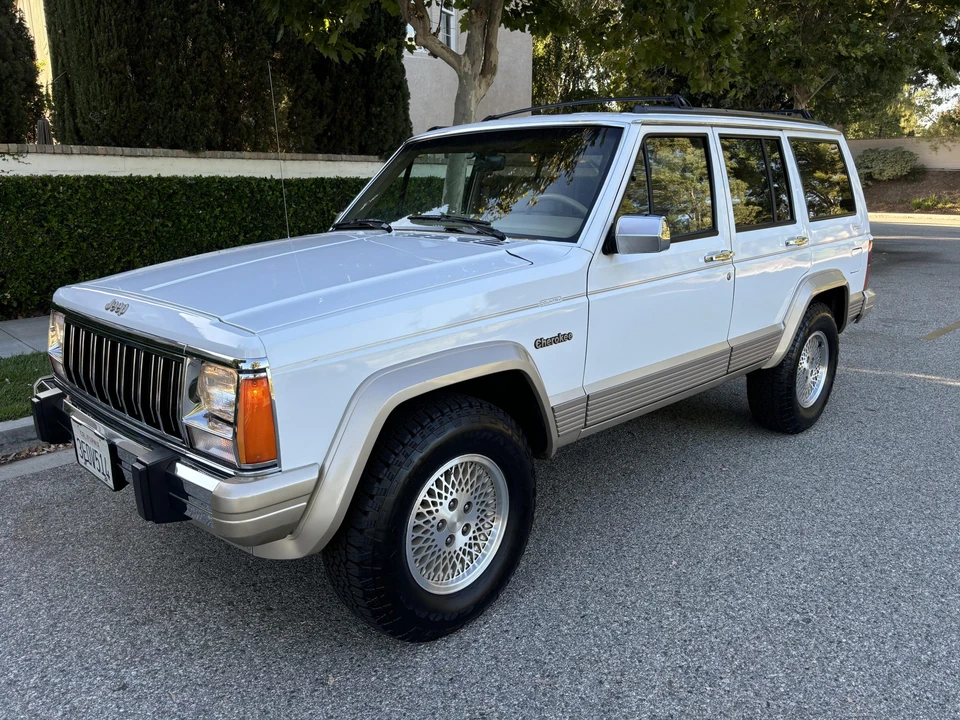 1994 Jeep XJ Cherokee - Image 5 of 31