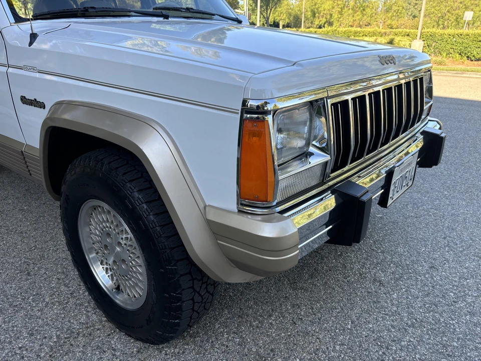 1994 Jeep XJ Cherokee - Image 13 of 31