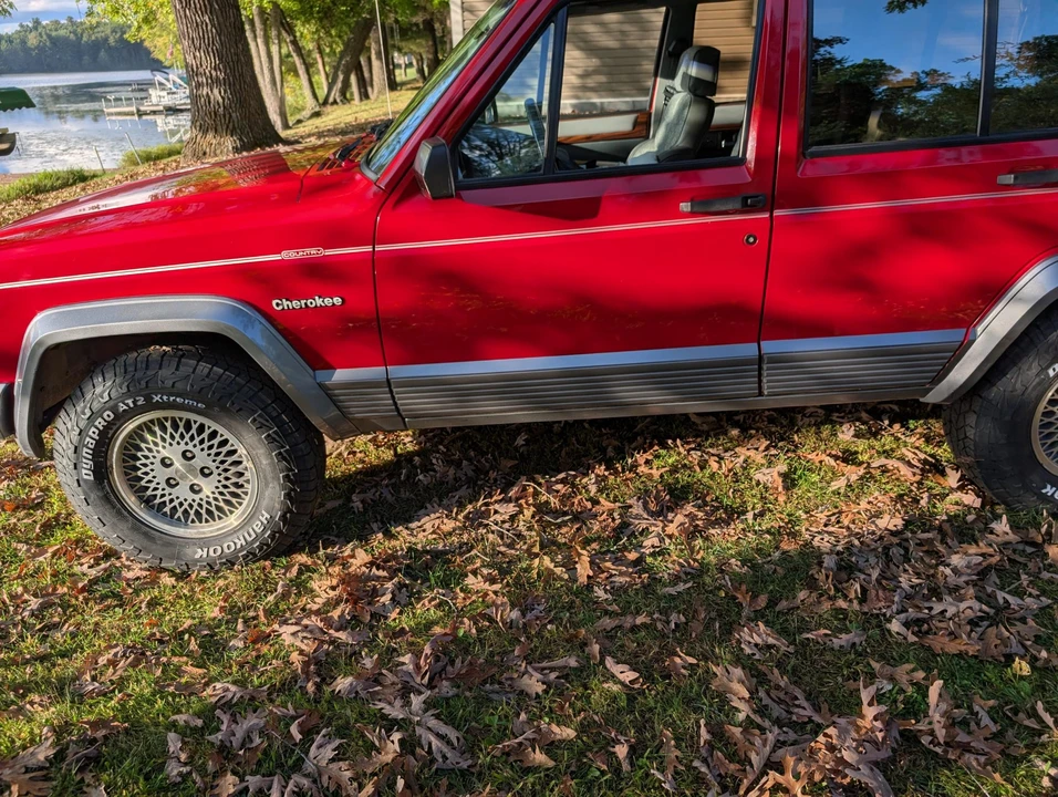 1994 Jeep XJ Cherokee - Image 22 of 31