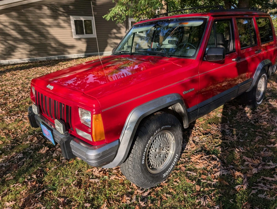 1994 Jeep XJ Cherokee - Image 19 of 31