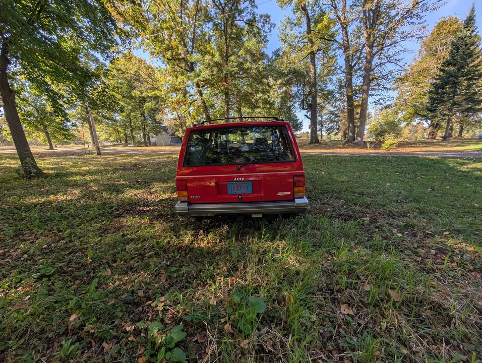 1994 Jeep XJ Cherokee - Image 7 of 31