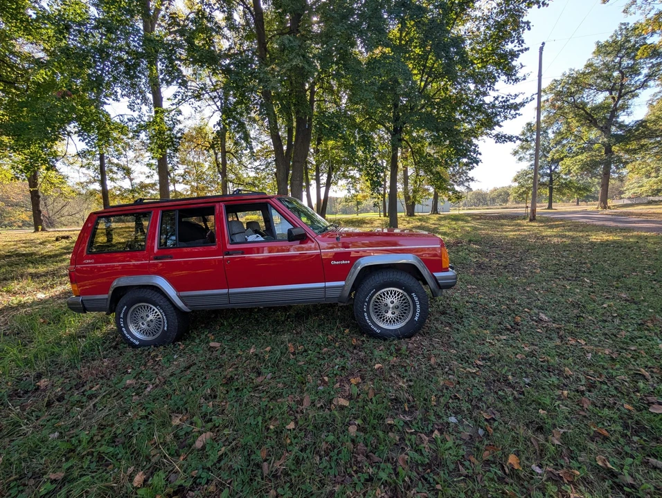 1994 Jeep XJ Cherokee - Image 13 of 31