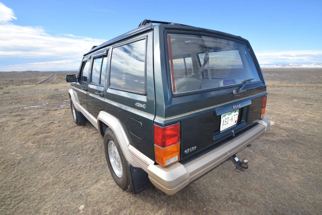 1994 Jeep XJ Cherokee - Image 22 of 31