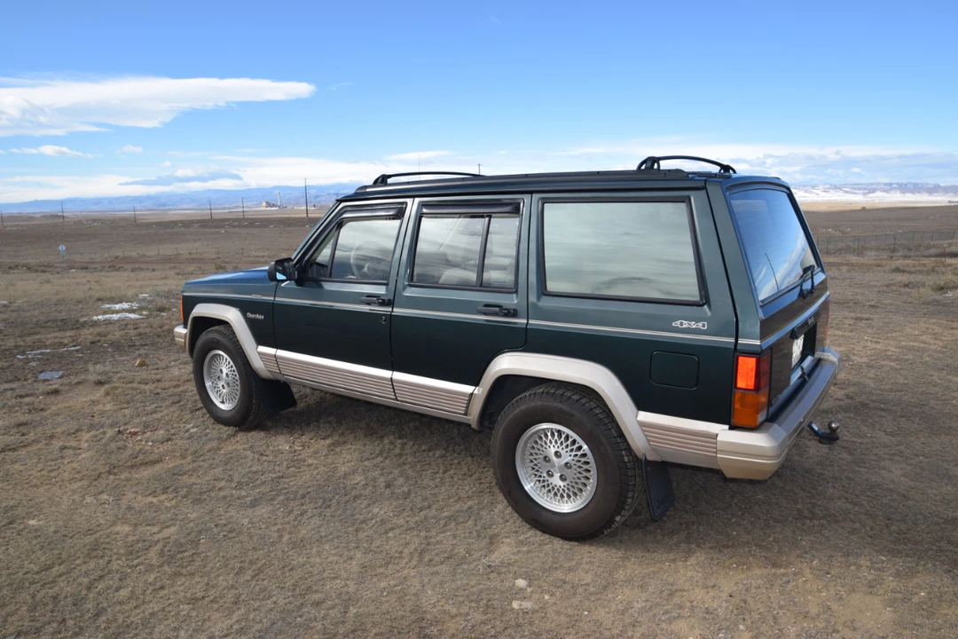 1994 Jeep XJ Cherokee - Image 18 of 31