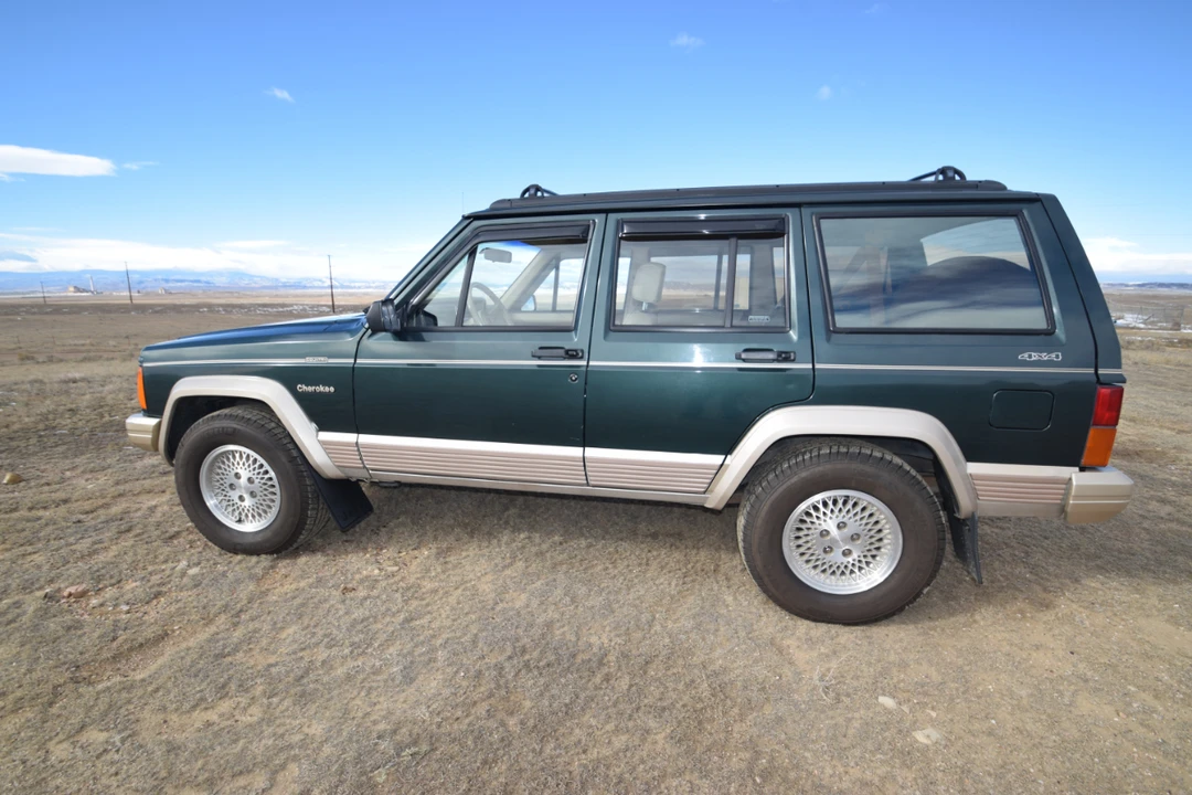 1994 Jeep XJ Cherokee - Image 13 of 31