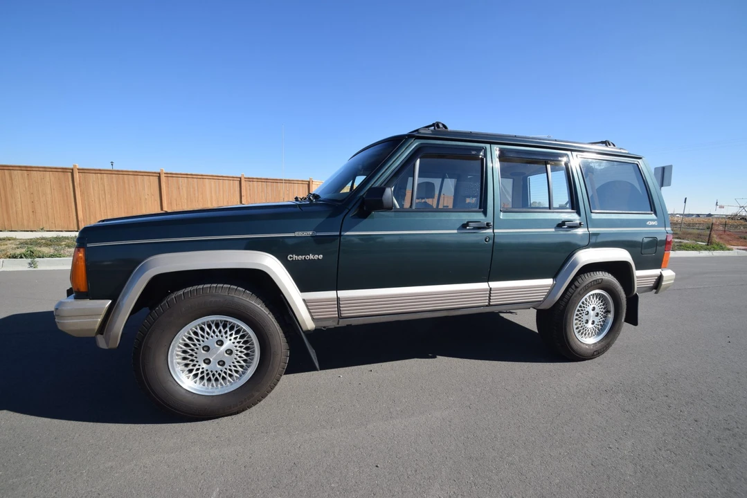 1994 Jeep XJ Cherokee - Image 6 of 31