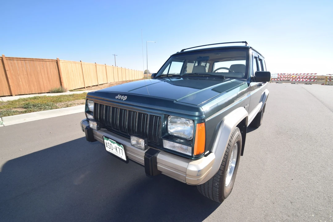 1994 Jeep XJ Cherokee - Image 2 of 31