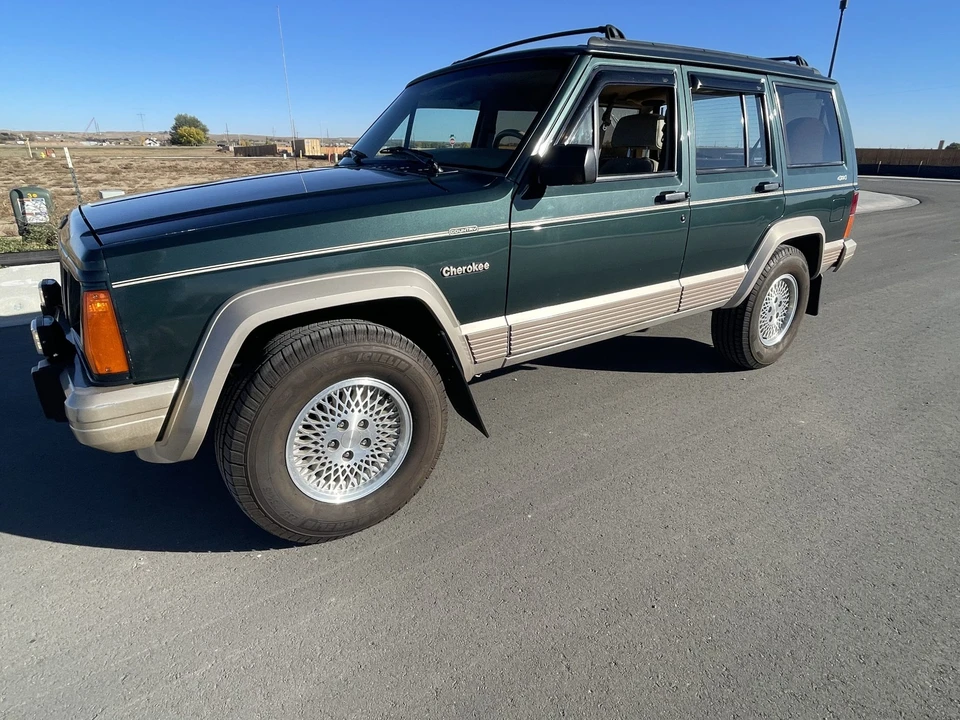 1994 Jeep XJ Cherokee - Image 5 of 31