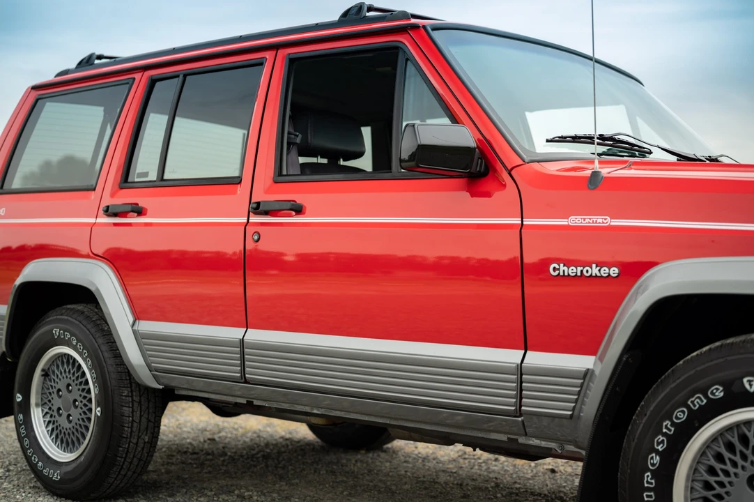 1994 Jeep XJ Cherokee - Image 18 of 31