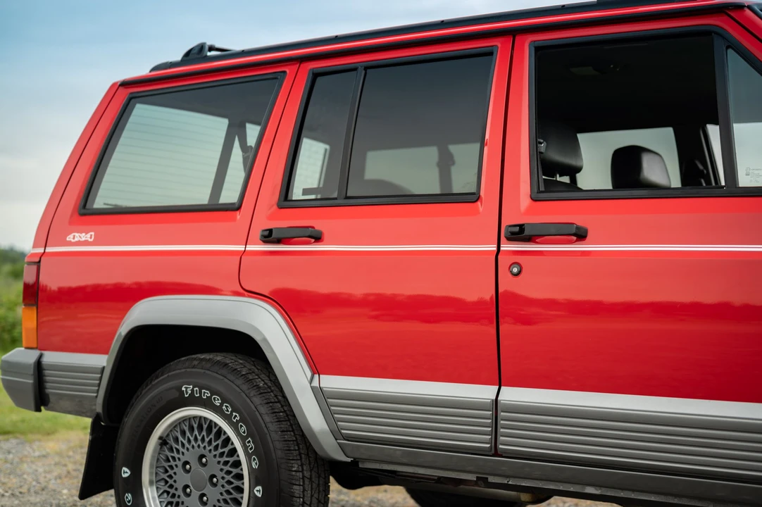 1994 Jeep XJ Cherokee - Image 20 of 31