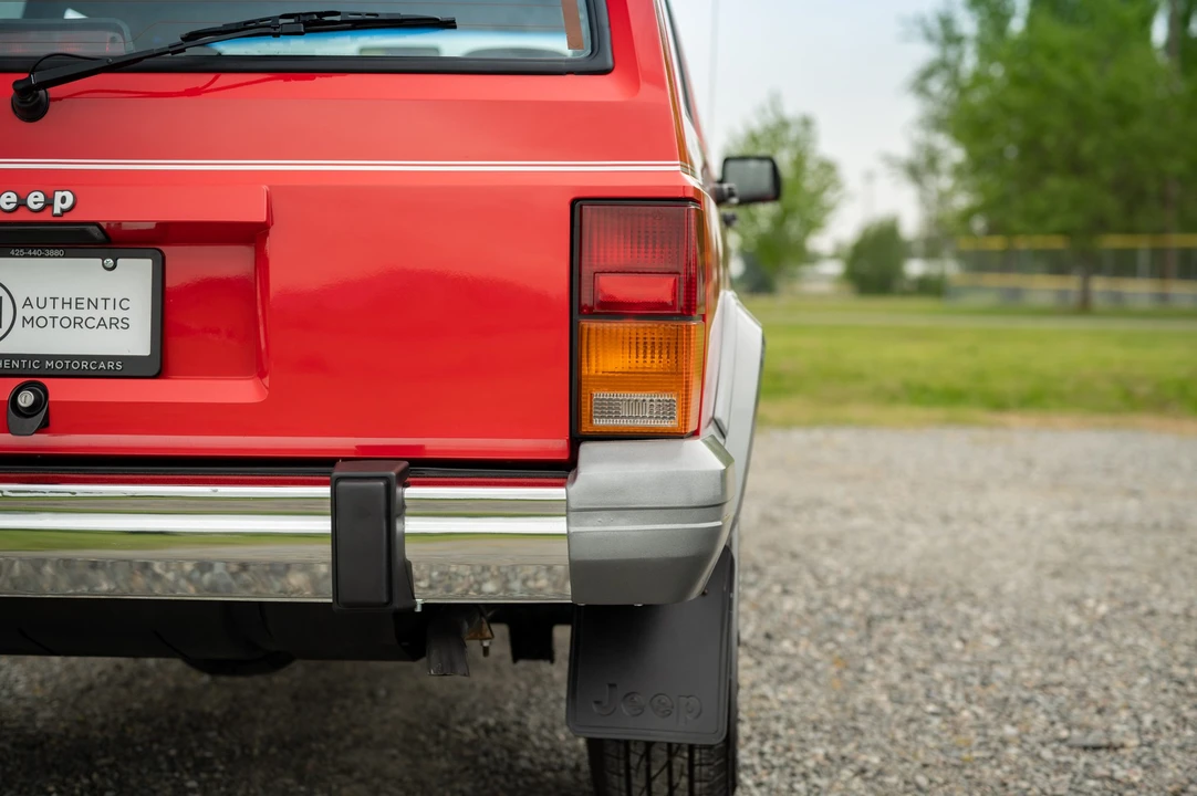 1994 Jeep XJ Cherokee - Image 24 of 31