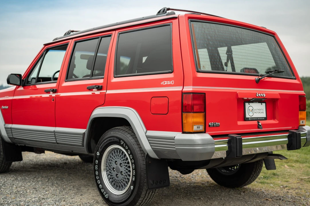 1994 Jeep XJ Cherokee - Image 28 of 31