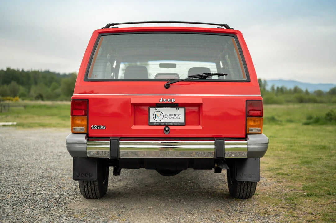1994 Jeep XJ Cherokee - Image 7 of 31