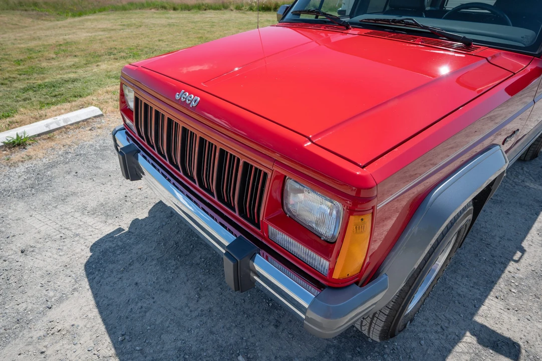 1994 Jeep XJ Cherokee - Image 14 of 31