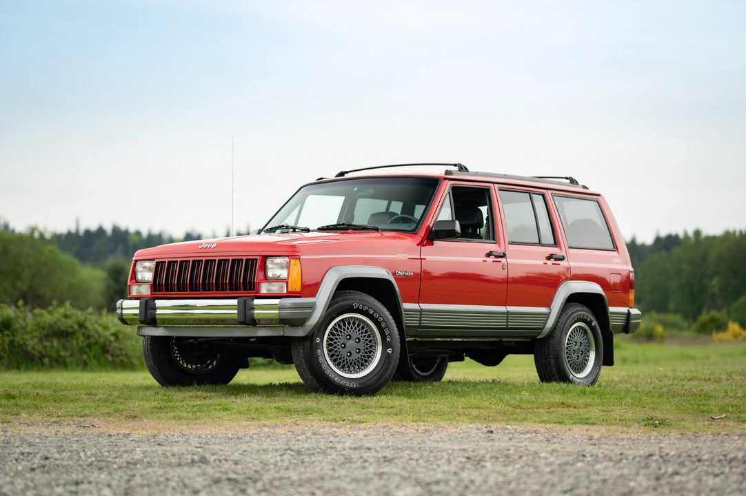 1994 Jeep XJ Cherokee - Image 2 of 31