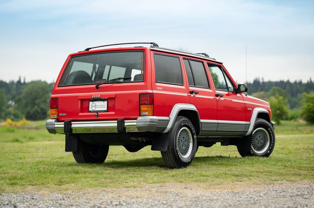 1994 Jeep XJ Cherokee - Image 6 of 31