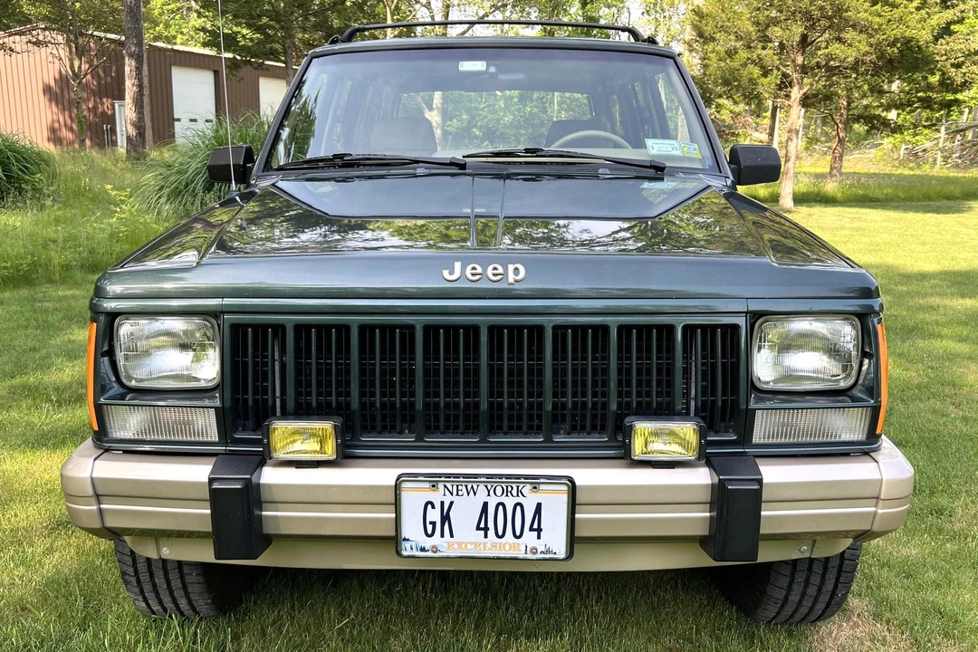 1994 Jeep XJ Cherokee - Image 2 of 31