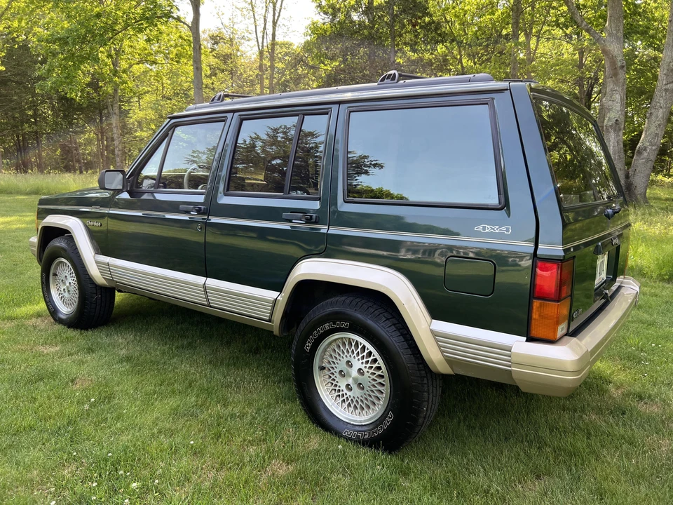 1994 Jeep XJ Cherokee - Image 8 of 31