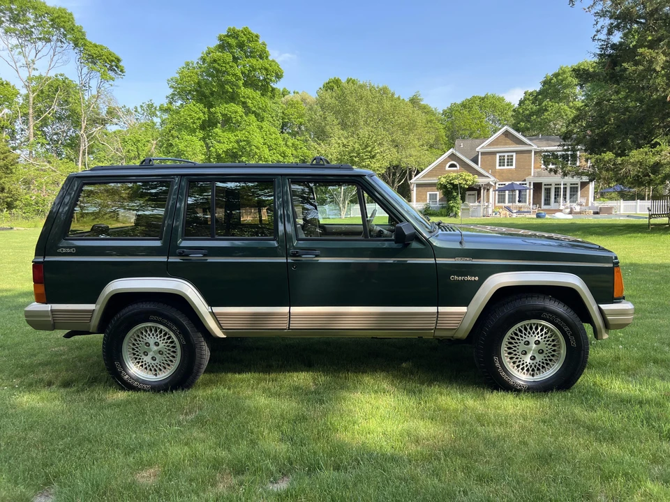 1994 Jeep XJ Cherokee - Image 18 of 31