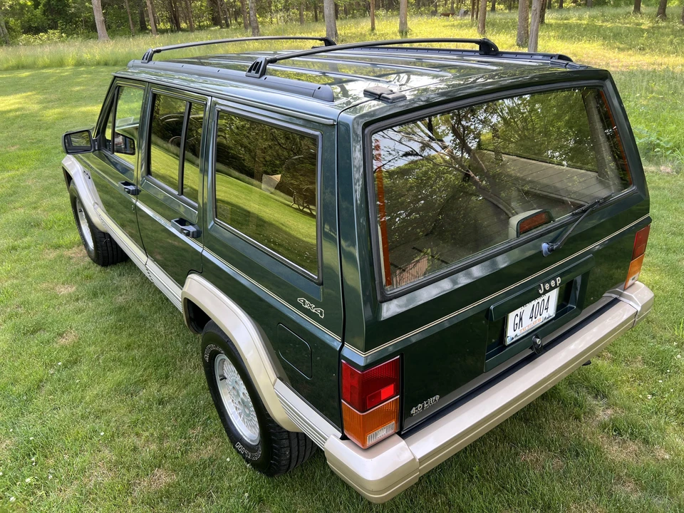 1994 Jeep XJ Cherokee - Image 12 of 31
