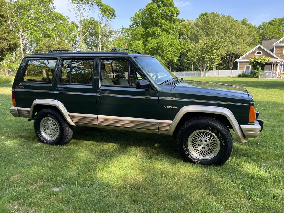 1994 Jeep XJ Cherokee - Image 19 of 31