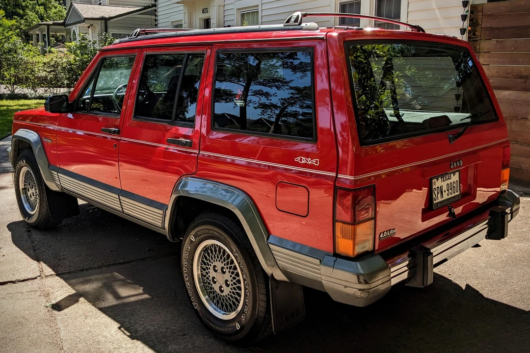 1994 Jeep XJ Cherokee - Image 9 of 31
