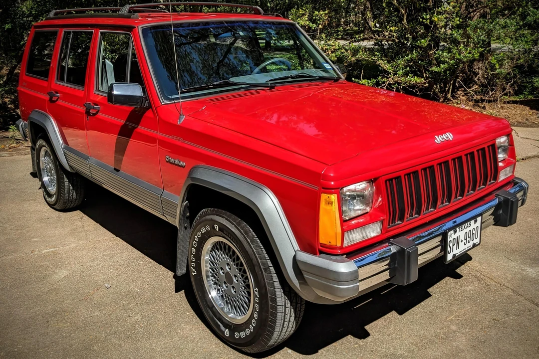 1994 Jeep XJ Cherokee - Image 2 of 31