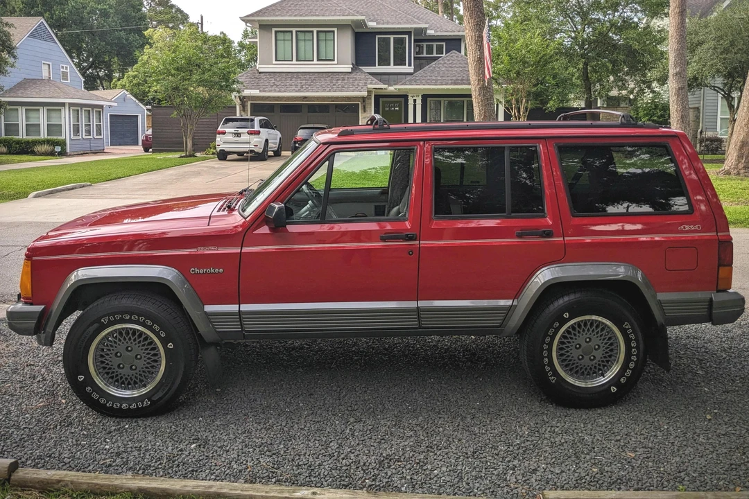 1994 Jeep XJ Cherokee - Image 8 of 31