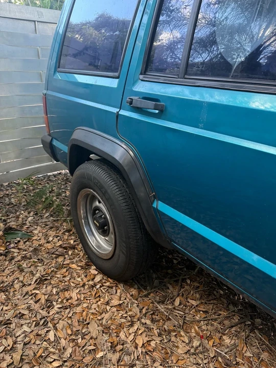1994 Jeep XJ Cherokee - Image 11 of 21