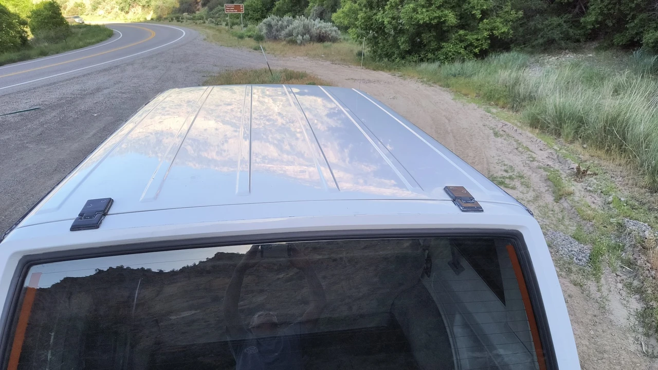 1994 Jeep XJ Cherokee - Image 20 of 31
