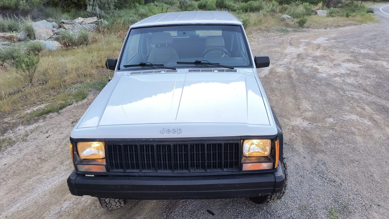 1994 Jeep XJ Cherokee - Image 16 of 31