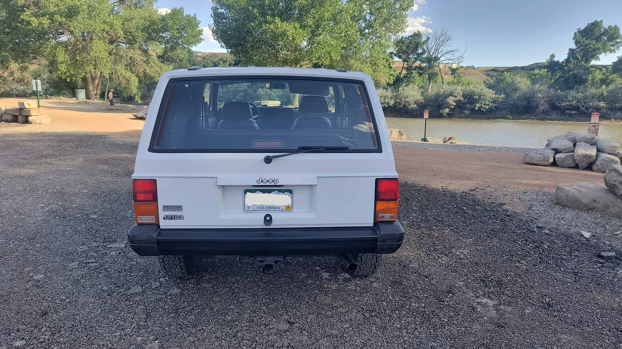 1994 Jeep XJ Cherokee - Image 5 of 31