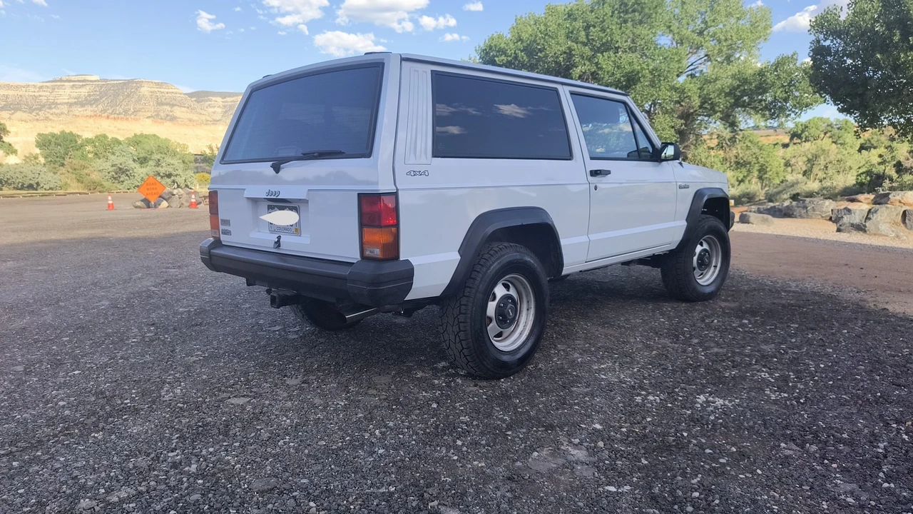 1994 Jeep XJ Cherokee - Image 4 of 31