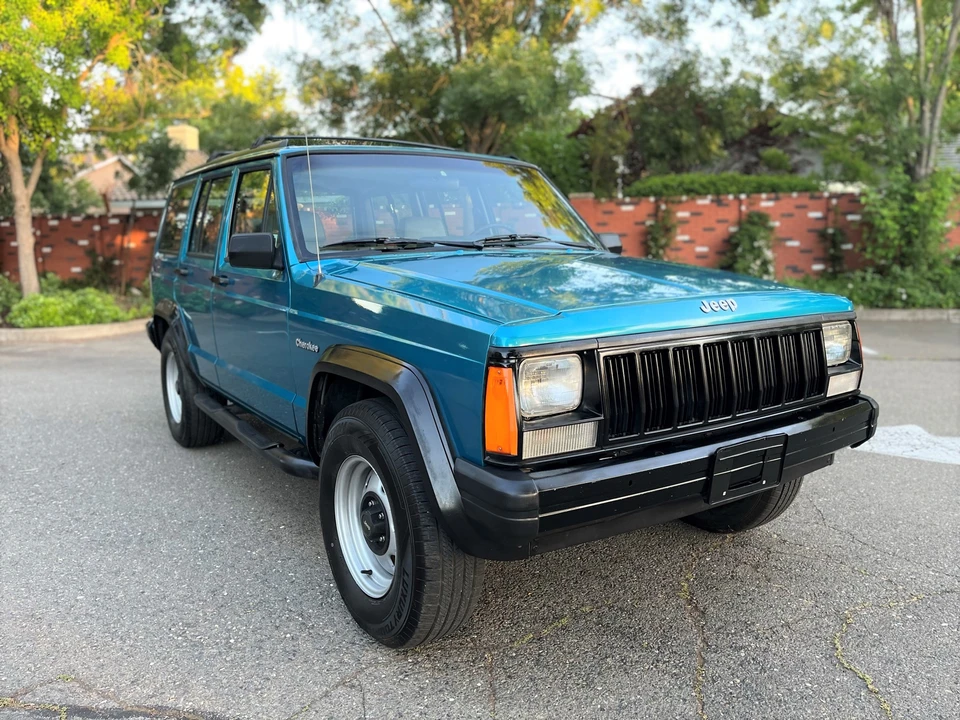 1994 Jeep XJ Cherokee - Image 18 of 31
