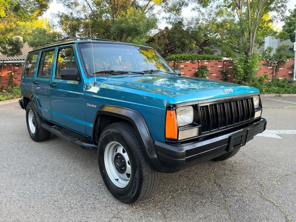 1994 Jeep XJ Cherokee - Image 19 of 31