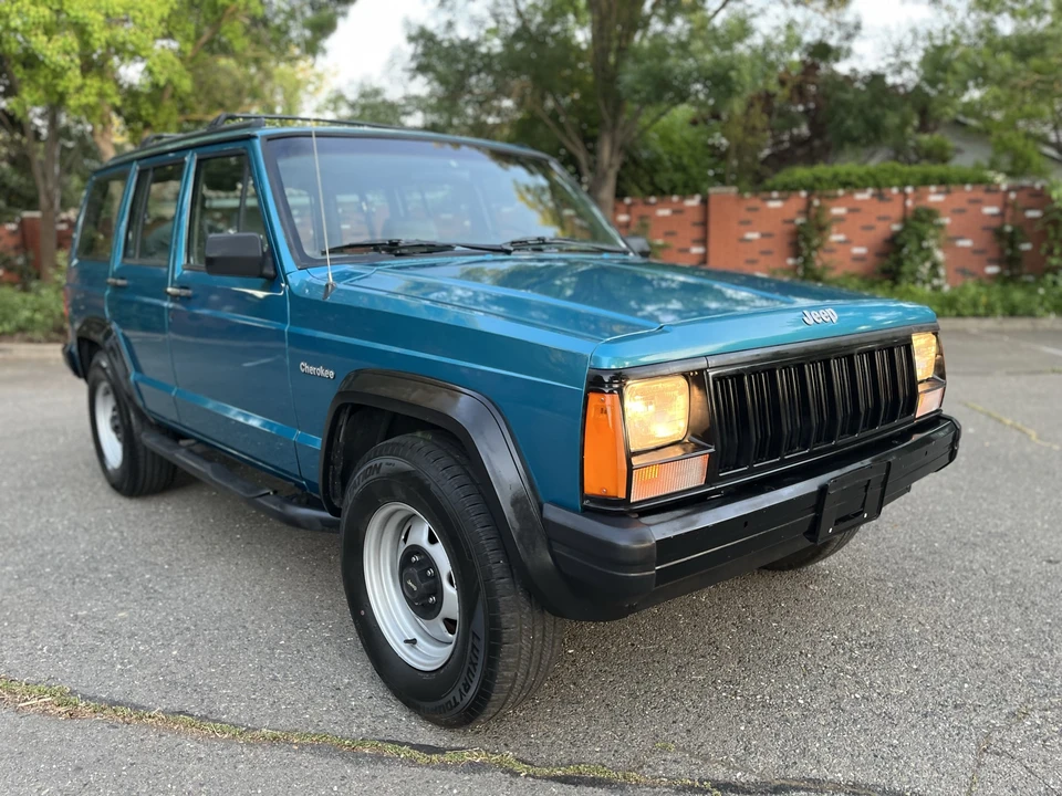 1994 Jeep XJ Cherokee - Image 17 of 31