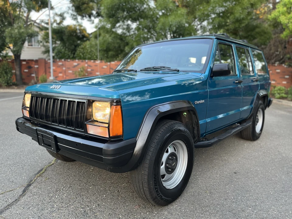 1994 Jeep XJ Cherokee - Image 7 of 31
