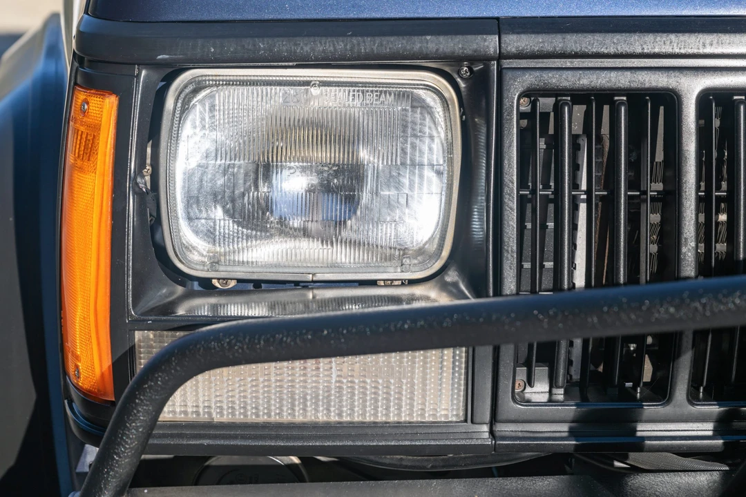 1994 Jeep XJ Cherokee - Image 14 of 31