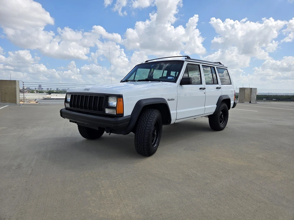 1994 Jeep XJ Cherokee - Image 10 of 31
