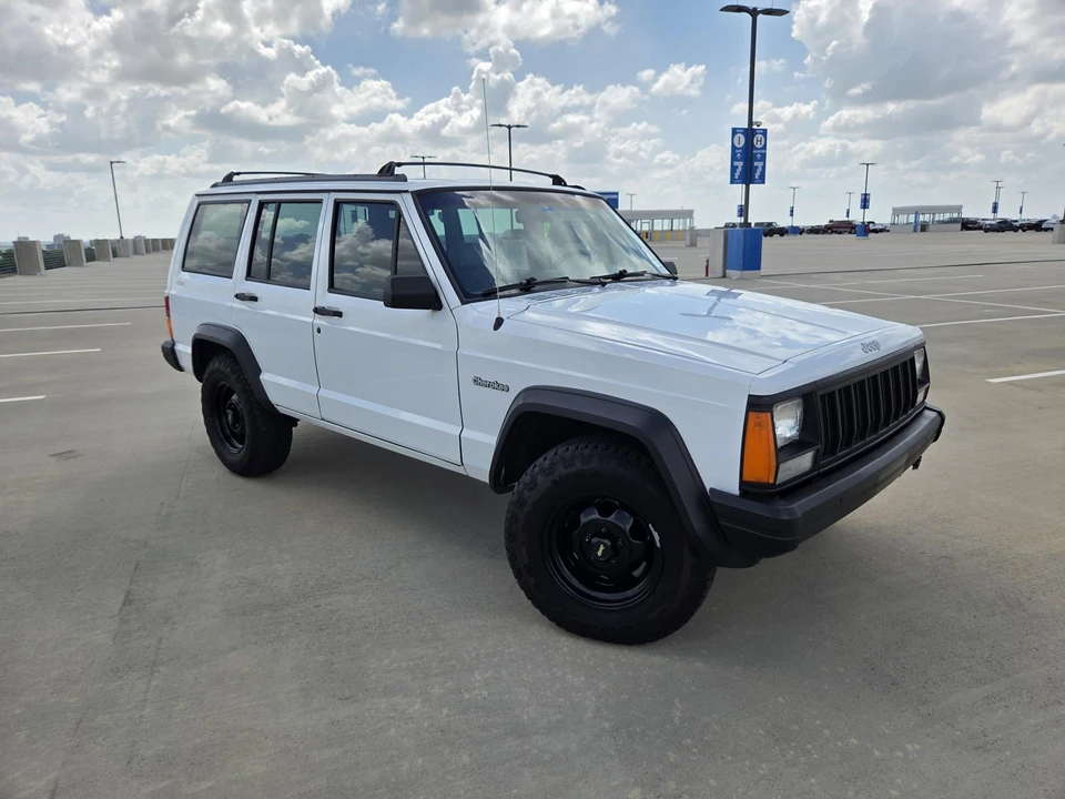 1994 Jeep XJ Cherokee - Image 3 of 31
